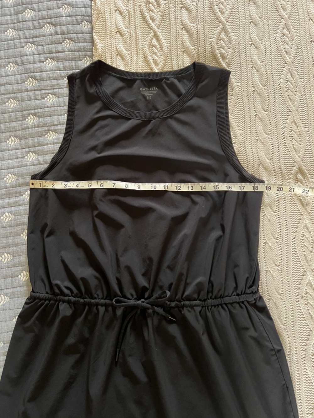 Athleta Rincon Dress - Women’s Large - Black - Good Condition - Picture 3 of 5